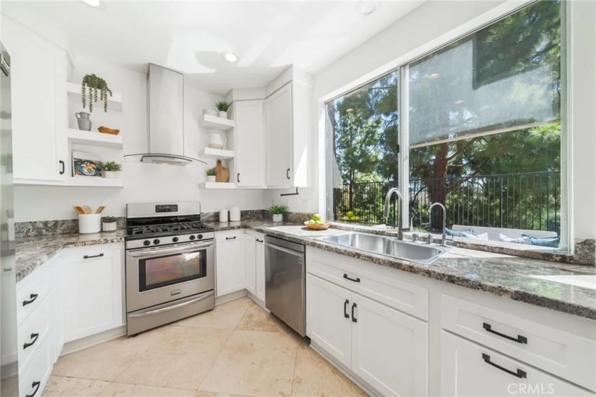 84 Hawaii Drive photo 21