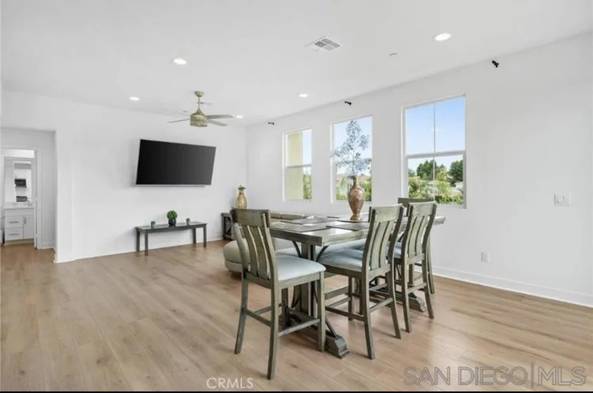 4382 Pacifica Way #1 photo 14