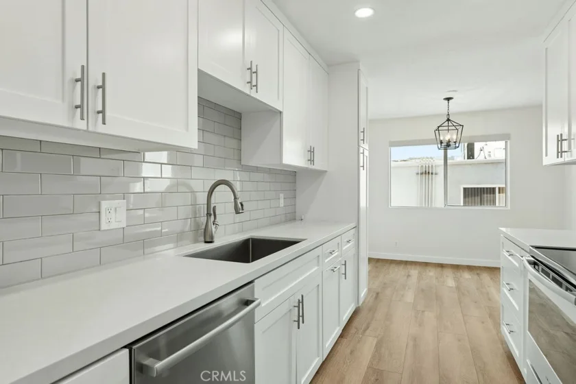 4637 Willis Avenue #306 photo 7