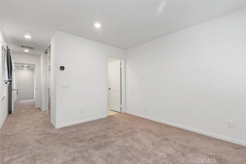 784 N Ethan photo 19