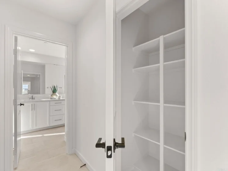 862 Slate Street photo 25