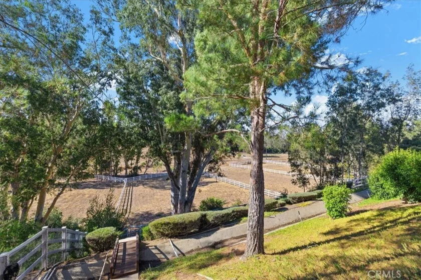 42926 Joshua Tree Court photo 40