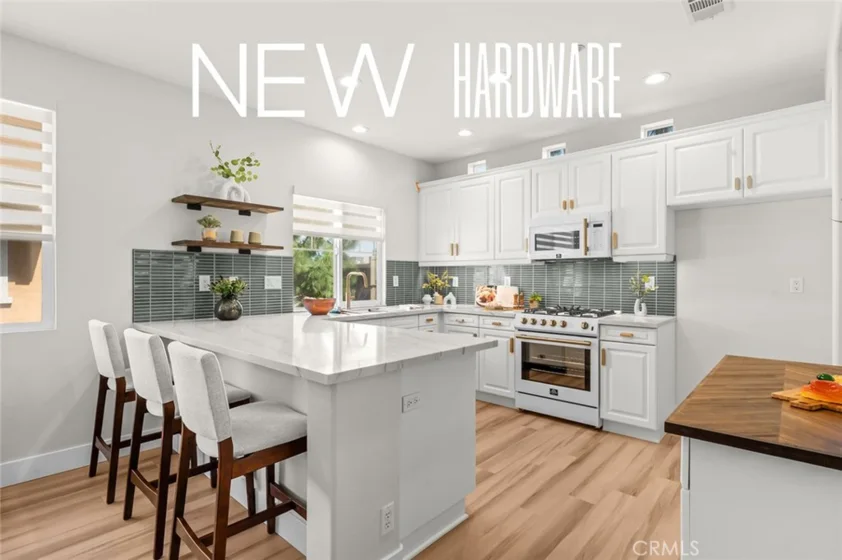 14558 Newport photo 12