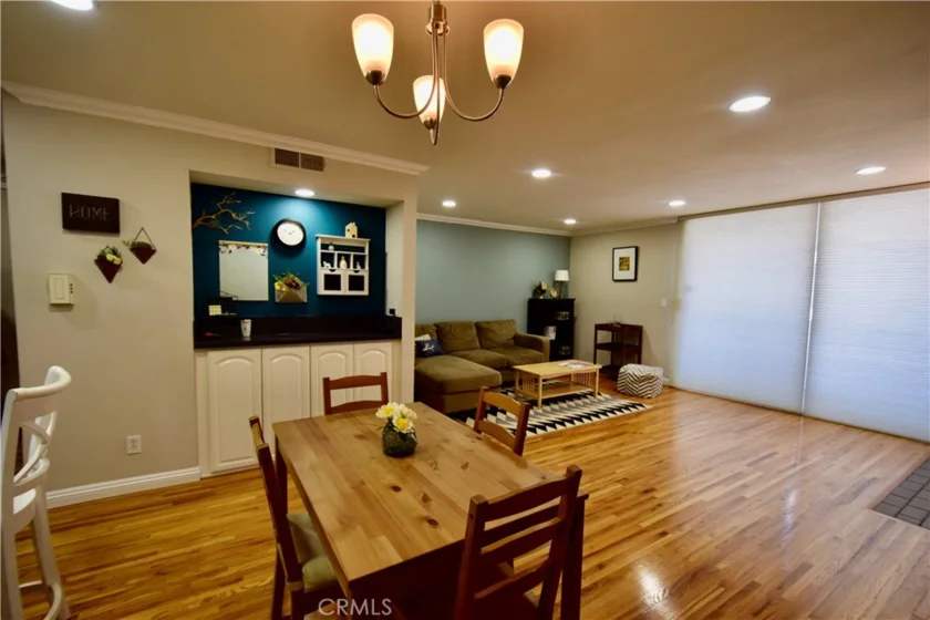 810 N Monterey Street #11 photo 1
