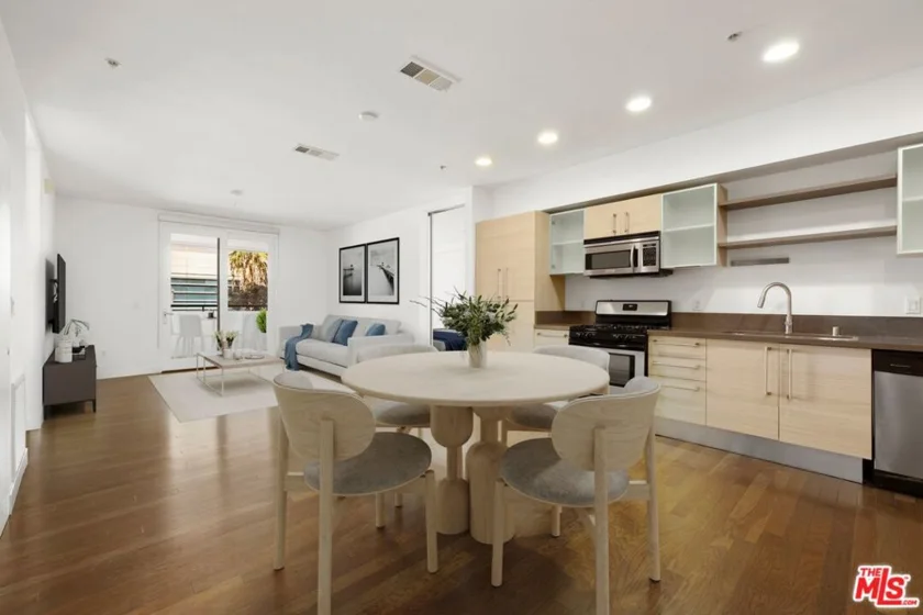 1234 Wilshire Boulevard #204 photo 5