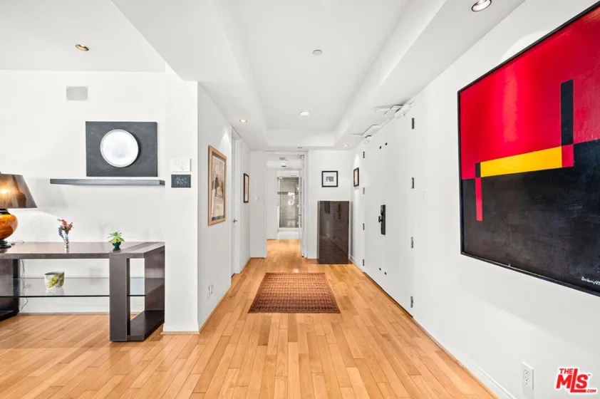 10601 Wilshire Boulevard #702 photo 8