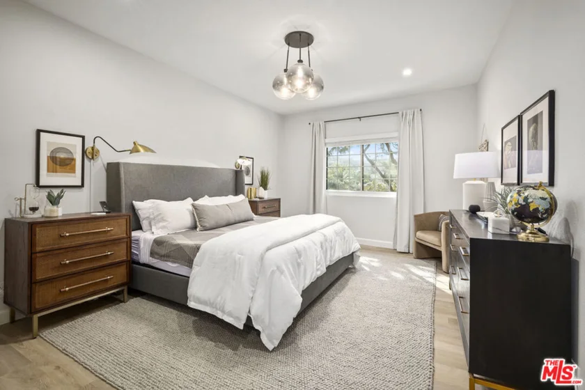 14115 Moorpark Street #311 photo 12