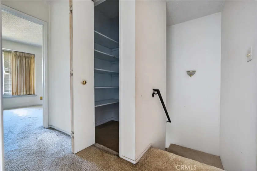 8170 Glengarry photo 28