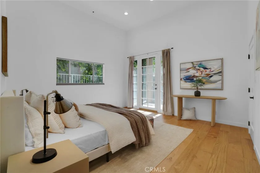 1871 Greenfield Avenue #102 photo 3