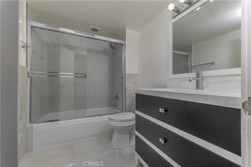 10590 Wilshire Boulevard #305 photo 19