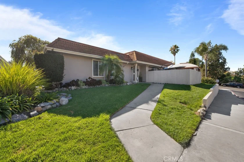 24941 El Roble photo 2
