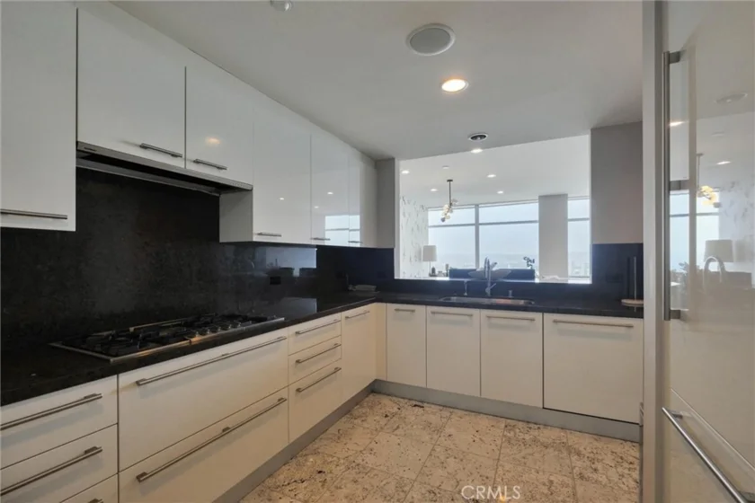 900 W Olympic Boulevard #45F photo 32