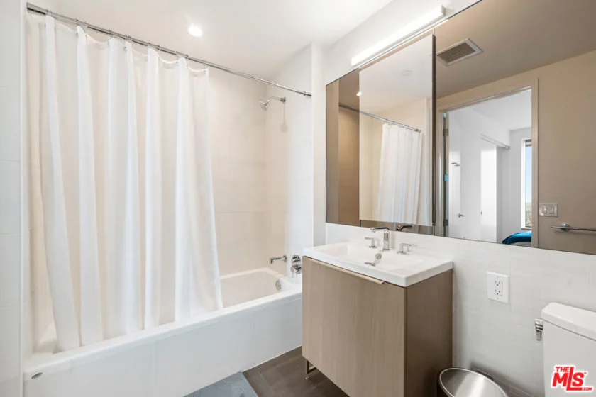 889 Francisco Street #3401 photo 41