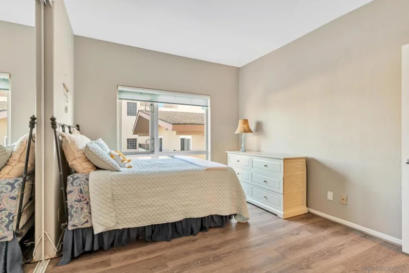 1362 Seacoast Drive #F photo 28