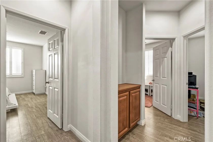 3894 Polk photo 7