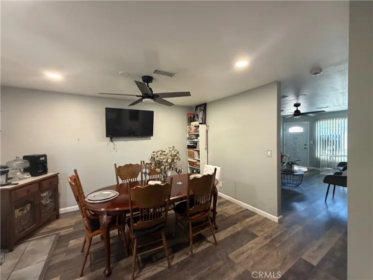 1602 N King A4 photo 14