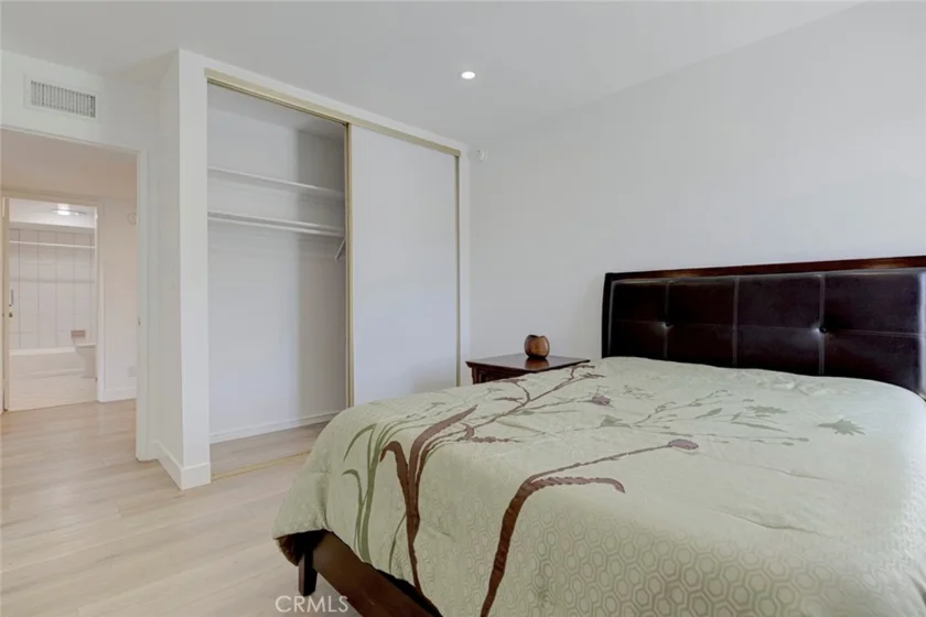 1325 Valley View Road #301 photo 29