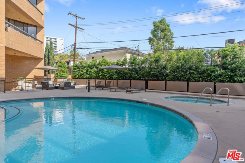 10430 Wilshire Boulevard #606 photo 36
