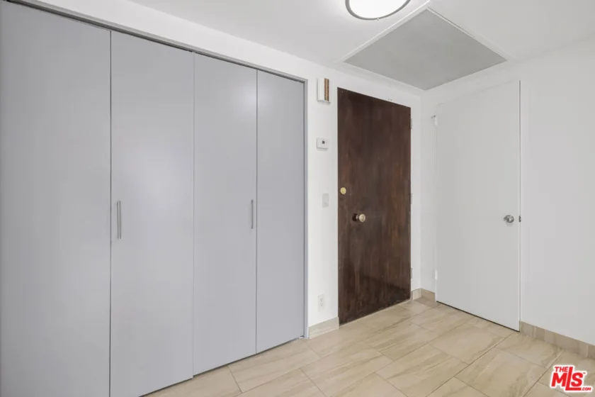 10701 Wilshire Boulevard #2202 photo 23