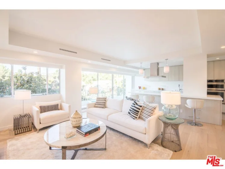 838 N Doheny Drive #302 photo 5