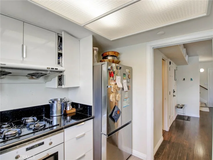 379 N Mentor Avenue #1 photo 16