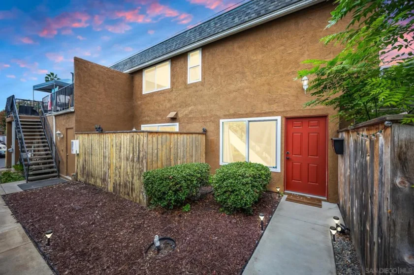 1192 Madera Lane photo 1