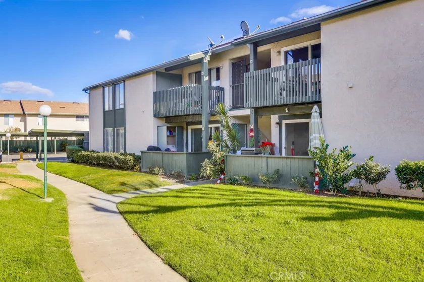 23276 Orange Avenue #7 photo 1