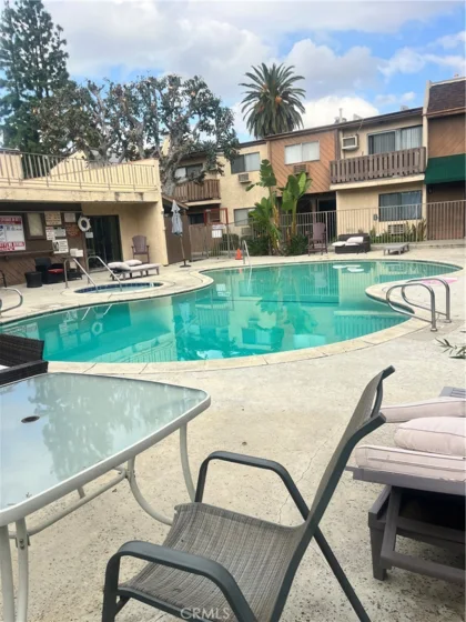 17900 Sherman Way #315 photo 5