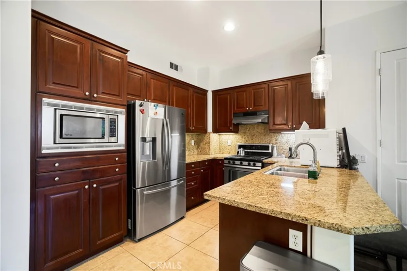 309 Metro Court photo 14
