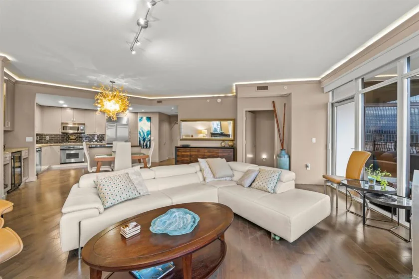 700 W Harbor Drive #805 photo 8