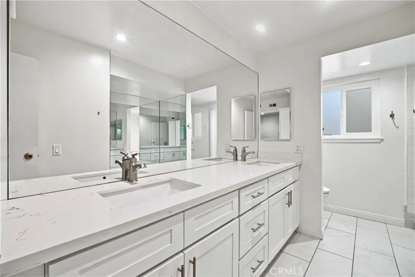 4675 Willis Avenue #105 photo 16