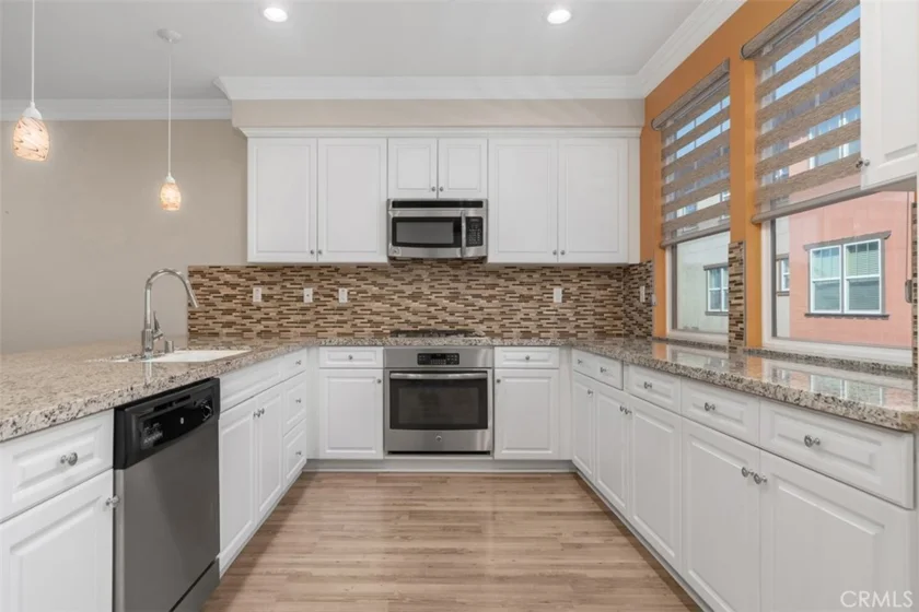 17028 Liberty Way photo 15