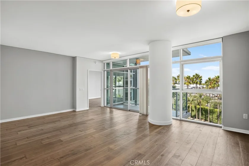 13650 Marina Pointe Drive #609 photo 8