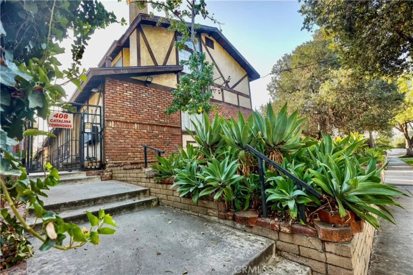 408 N Catalina photo 2