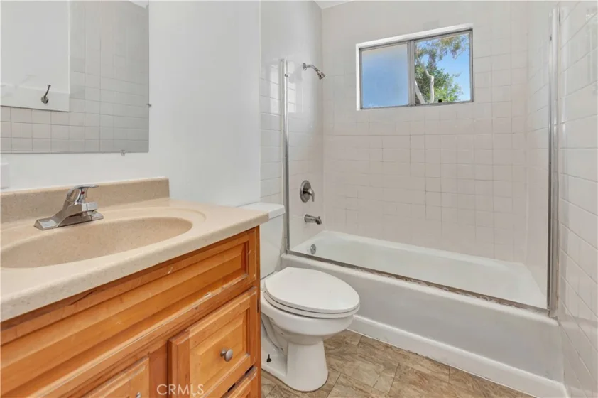 26438 Paseo Pamela photo 3