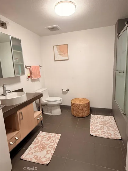 1234 Wilshire #233 photo 33