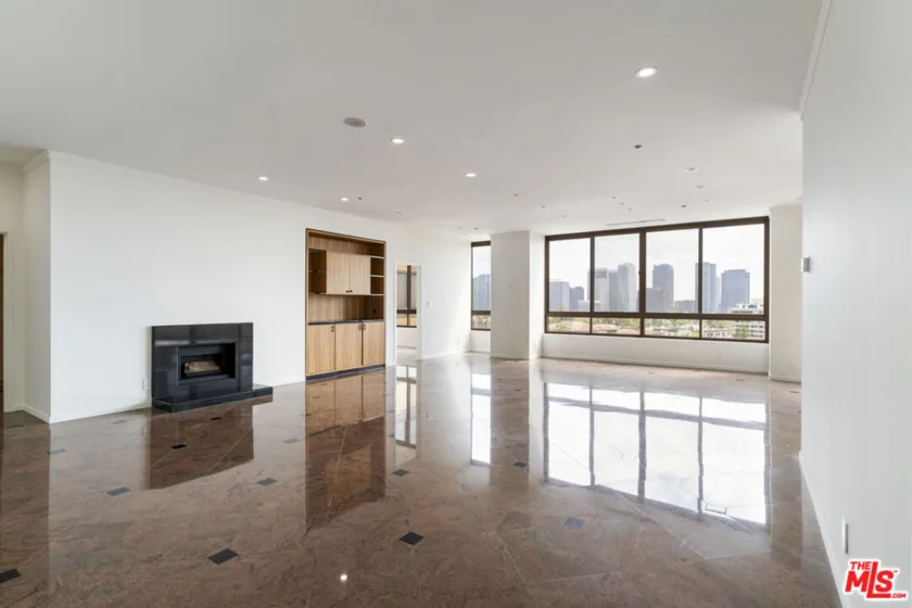 10430 Wilshire Boulevard #606 photo 4