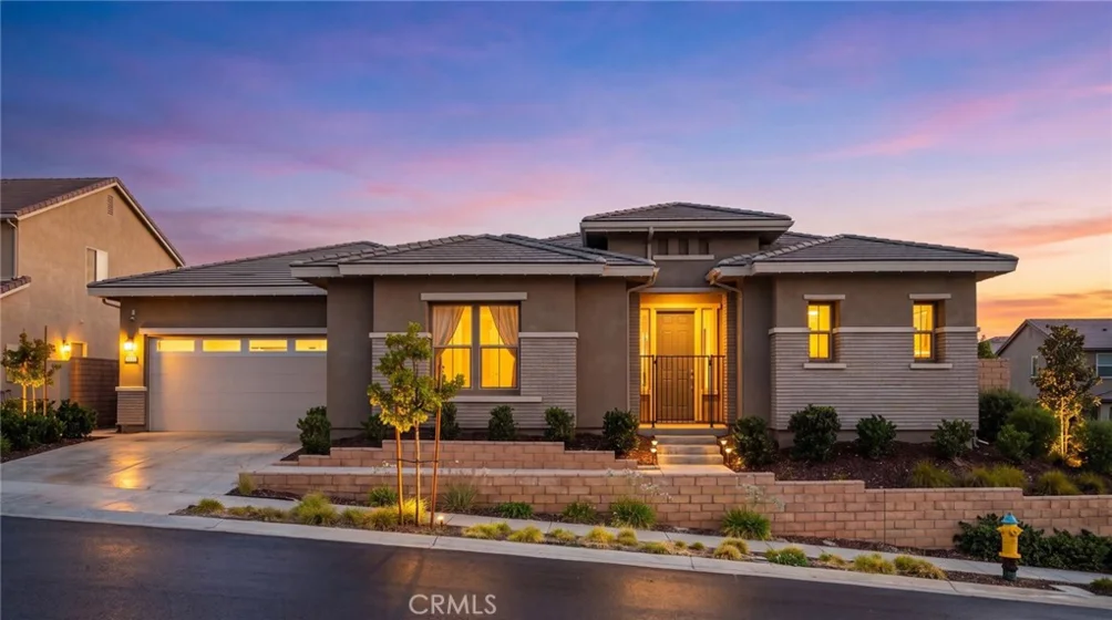32441 Toyon photo 5