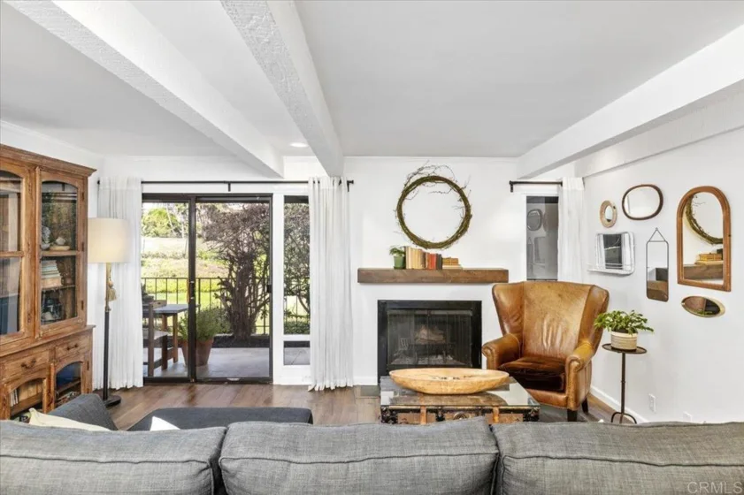 2535 Navarra Drive #8A photo 1