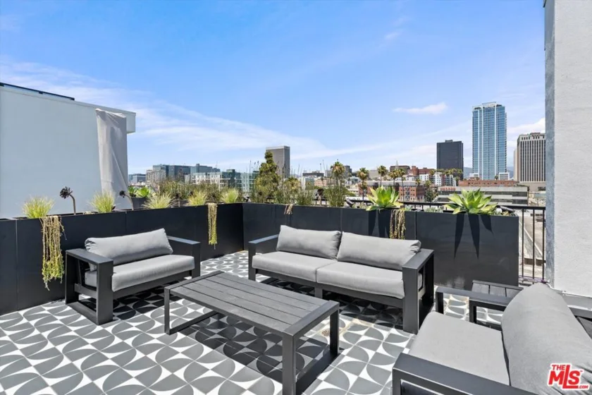 904 S New Hampshire Avenue #203 photo 10