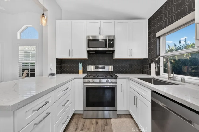 25998 Summer Dawn Court photo 13
