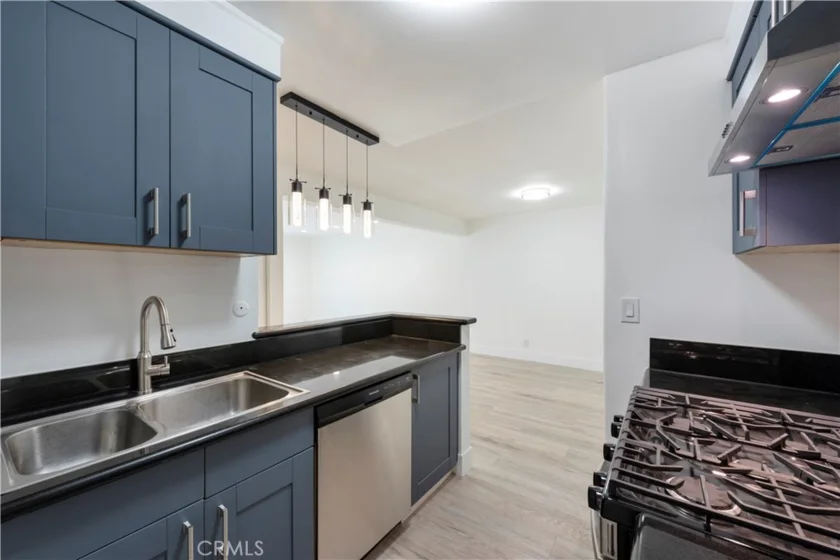 18620 Hatteras Street #169 photo 6