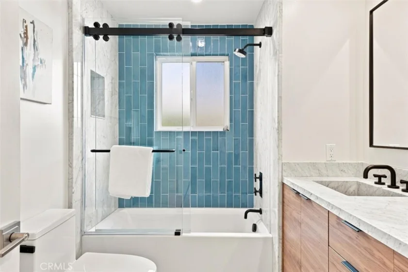 943 14th Street #101 photo 8