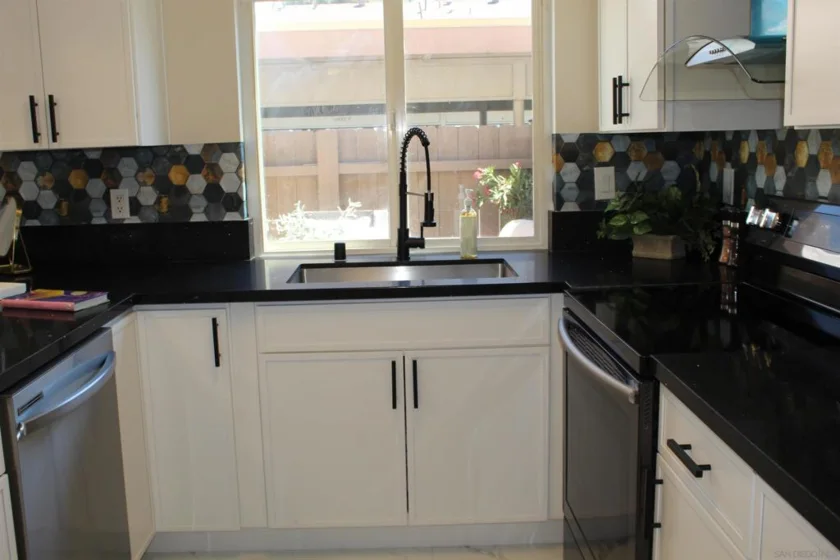 11935 Royal Road #Unit B photo 4