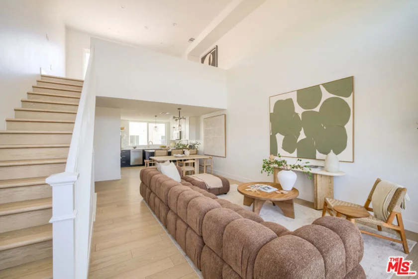 11222 W Victory Boulevard #2 photo 21