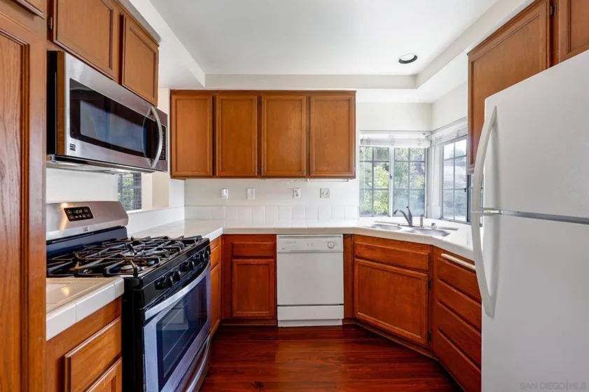 13398 Tiverton Road photo 6