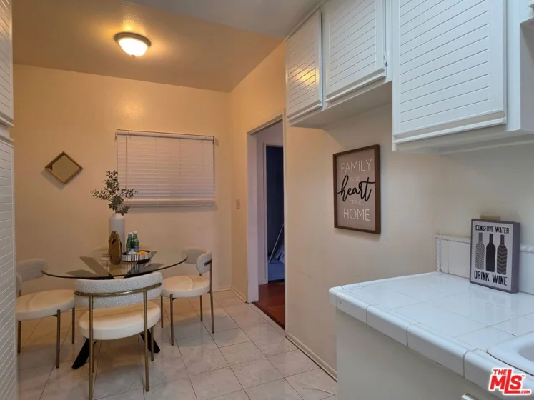 431 S Kingsley Drive #205 photo 6