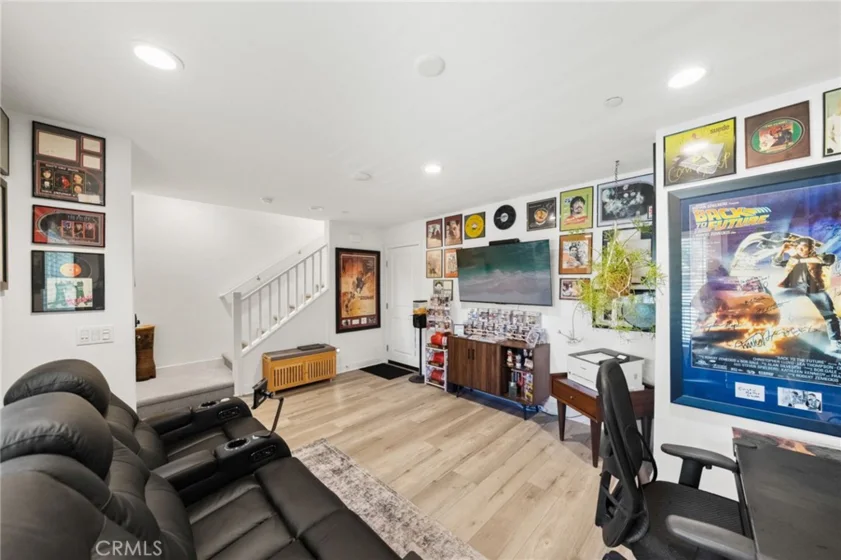 2217 S  Ava Gln photo 25
