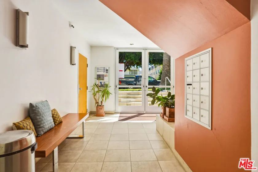 917 2nd Street #205 photo 22