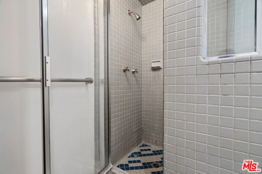 4314 Marina City Drive #1118 photo 35